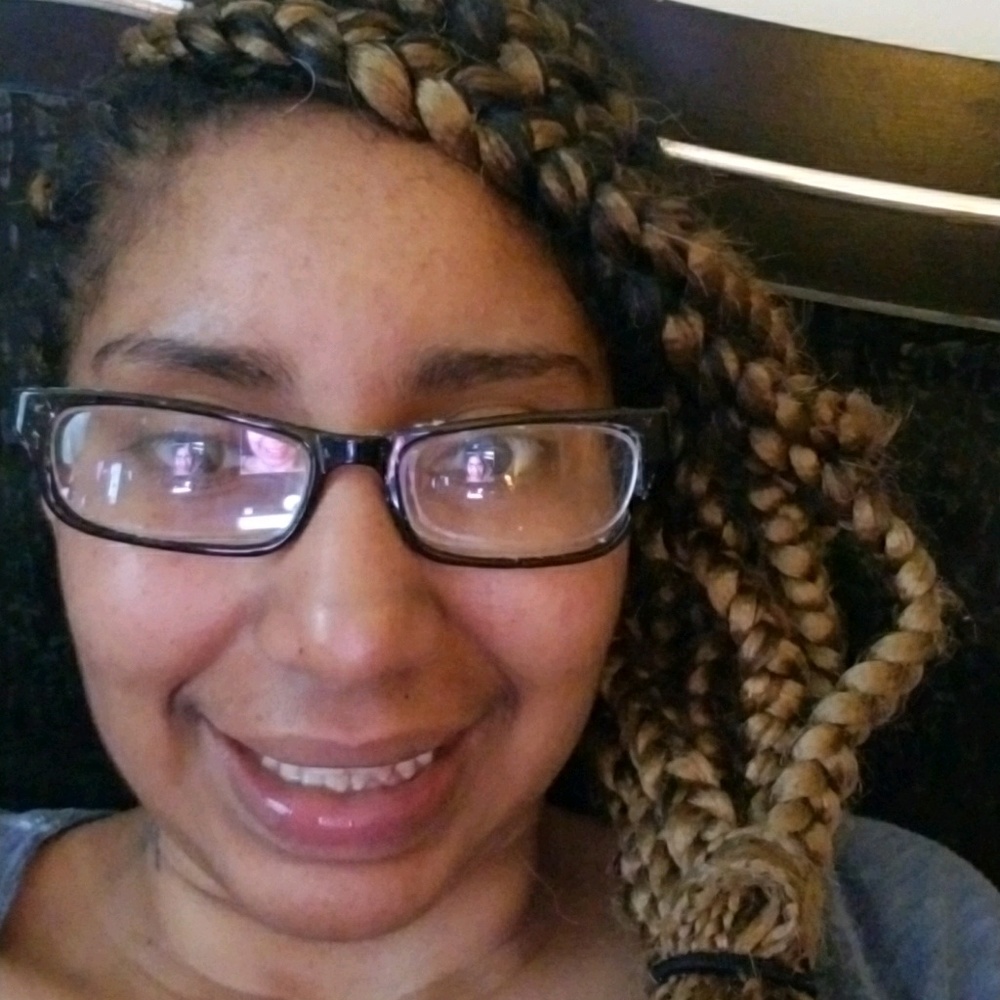 Meet your Posher, Markia